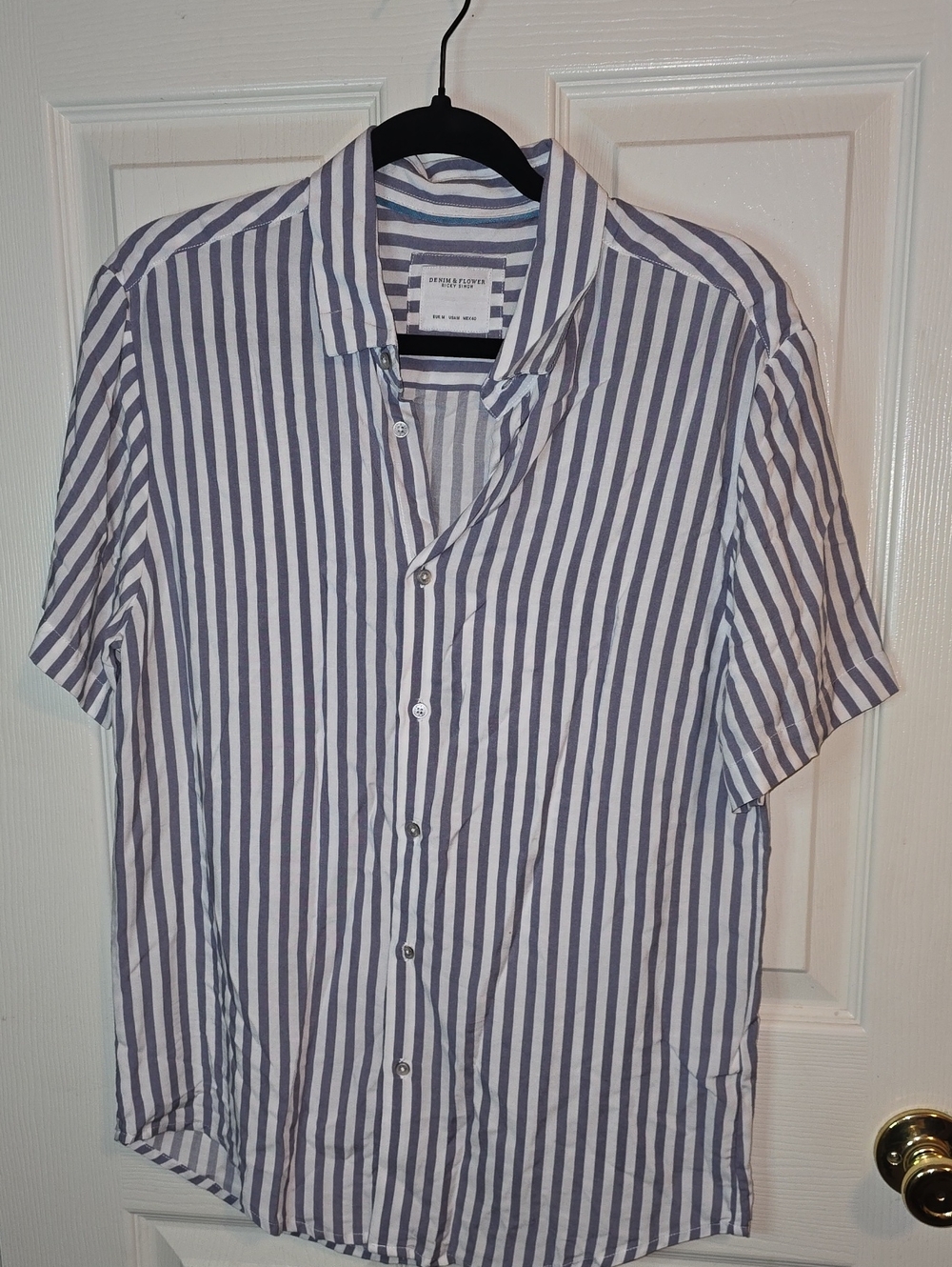 Men's Casual Vertical Stripe Short-Sleeve Button-Down Shirt - Blue & White